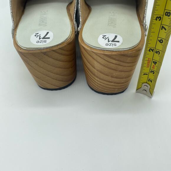 Johnny Was Women size 7.5 / 8.5 Dormi Silver Green Leather Brocade Wooden Clogs - Picture 7 of 10